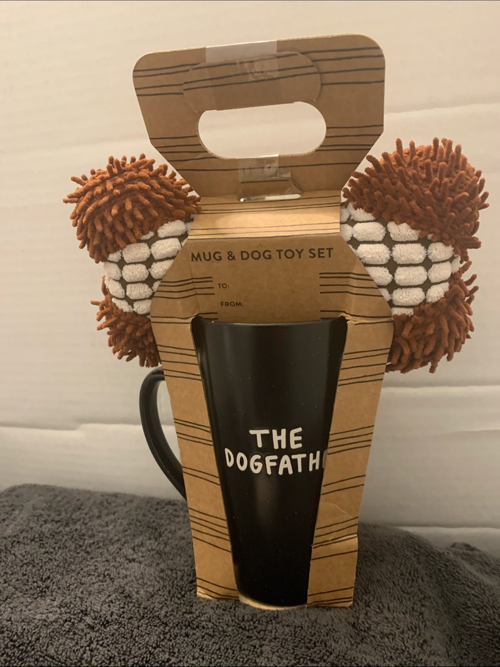 🇺🇸 THE DOGFATHER Gift Mug & Dog Toy NWT Father’s Day Gift